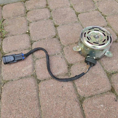 Wentylator chłodnic Citroen C4 Peugeot 208 2008 Opel Mokka B MS268000-8154