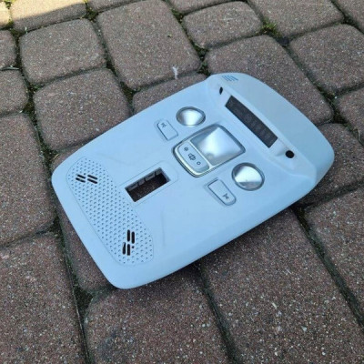 Lampka podsufitki oświetlenie kabiny wnętrza Opel Mokka B 9823297880