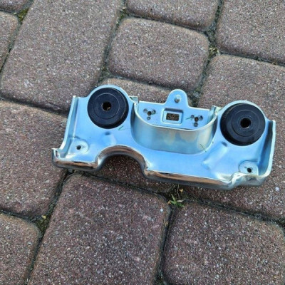 Uchwyt mocowanie inwertora baterii wspornik łącznik Toyota Camry VIII XV70