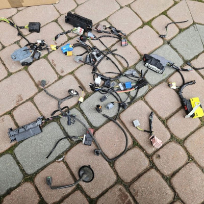 Kostka wtyczka instalacja wnętrza środka auta Opel Adam