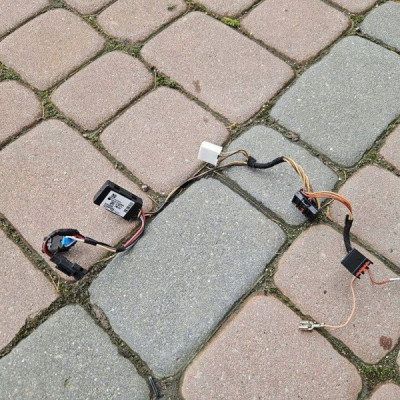 Moduł sterownik podgrzewania kierownicy grzania Opel Adam 6244046A