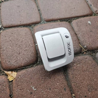 ISOFIX prawy zaślepka kanapy tył tylnej Opel Adam 13427929