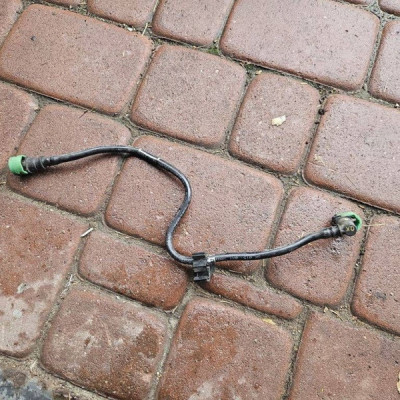 Przewód rura wąż podciśnienia paliwa Opel Adam 13383807