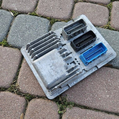 Komputer silnika 1.4T Opel Adam 12666191