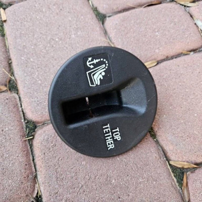 Uchwyt mocowanie wspornik ISOFIX zaślepka Opel Adam 13401024