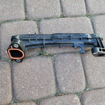 Przewód krócieć wąż EGR spalin 2.5 HYBRYDA RAV4 Toyota Camry VIII XV70