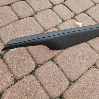 Obudowa osłona drzwi boczka tapicerka Toyota Camry VIII XV70 74220-33160