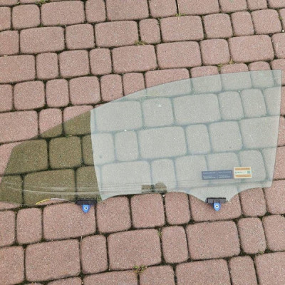 Szyba drzwi przód przednia lewa 43R-00035 Toyota Camry VIII XV70