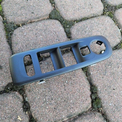 Obudowa osłona przełączników szyby PROACE CITY Berlingo Combo E 9816792377