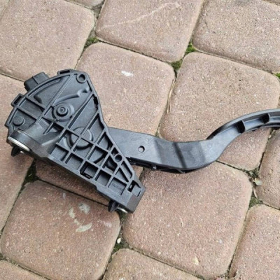 Pedał gazu potencjometr Yaris Toyota Aygo X 78110-K0030