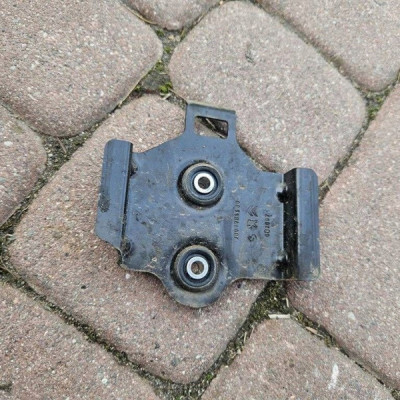 Uchwyt wspornik mocowanie PROACE CITY Combo E 9801784680