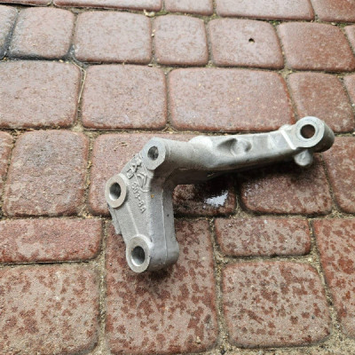 Wspornik uchwyt mocowanie sanek lewy PROACE CITY Combo E S03-8A