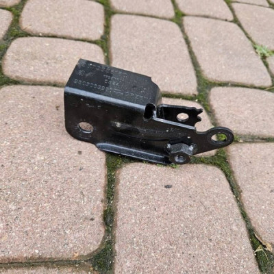 Uchwyt mocowanie skrzyni PROACE CITY Berlingo Combo E Rifter 9673586180