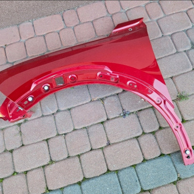 Ćwiartka EPY błotnik przód przedni czerwony + wspornik lewy Opel Mokka B II