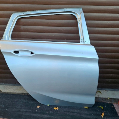 Drzwi tył tylne prawe srebrne kombi Opel Astra K Z176 IGŁA