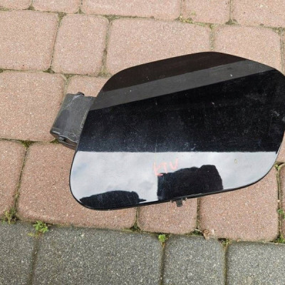 Klapka wlewu paliwa czarny KTV Opel Corsa F 39167574