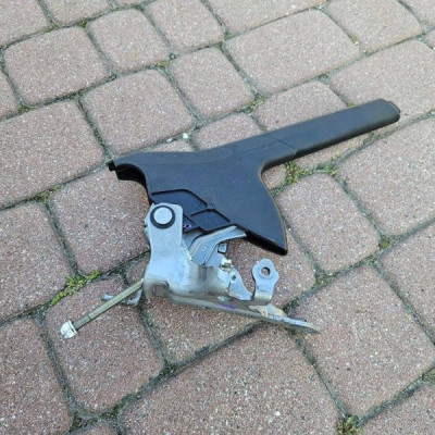 Dźwignia hamulca ręcznego ręczny Opel Corsa F 9824553280