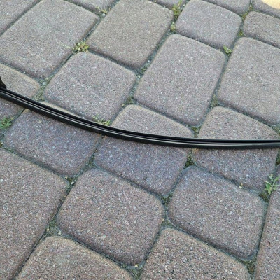 Uszczelka szyby drzwi tył tylnych prawa prawych Renault Zoe