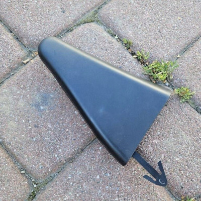 Obudowa osłona drzwi tył tylnych lewych lewa Renault Zoe 822754134R