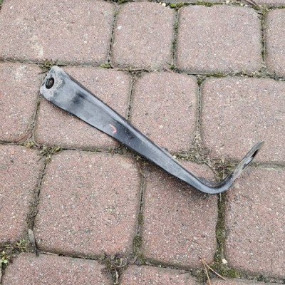 Uchwyt wspornik zawieszenia sanek lewy lewa Renault Zoe