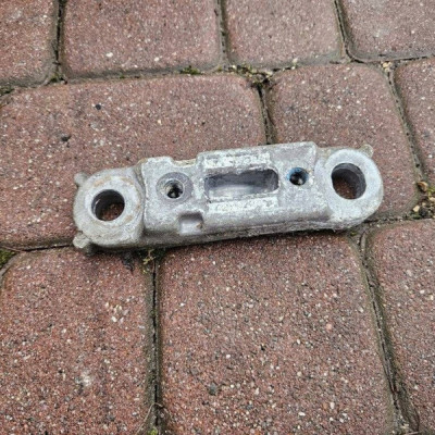 Uchwyt wspornik baterii akumulatora mocowanie Renault Zoe