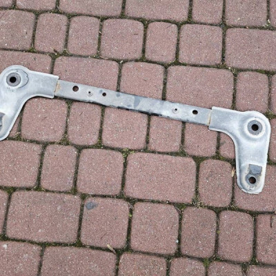 Wzmocnienie belka dół dolna sanek chłodnic Renault Zoe