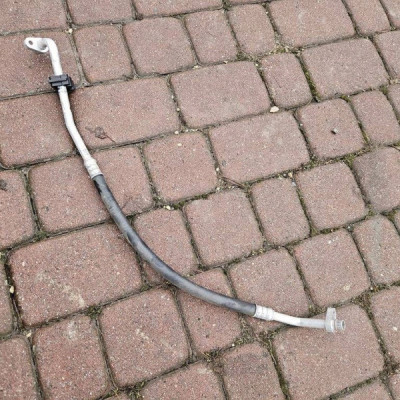 Przewód rura wąż klimatyzacji Renault Zoe 924408565R