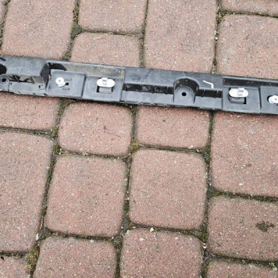 Uchwyt ślizg mocowanie progu progowa lewa Renault Zoe 764599279R