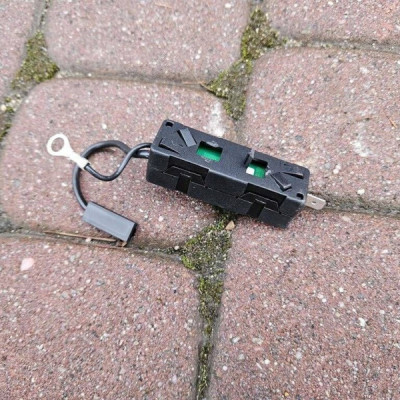 Wzmacniacz antenowy radia filtr antenowy Renault Zoe 283637230R