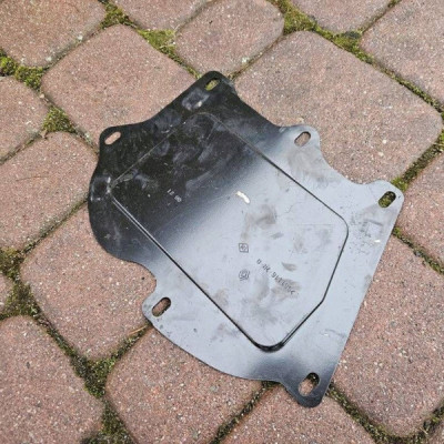 Wspornik osłona baterii blacha zabudowa Renault Zoe 295111672R