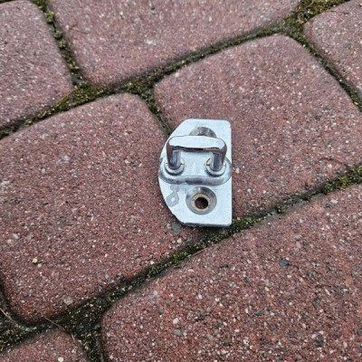 Rygiel zamka drzwi przód / tył zamek Renault Zoe 825705229R