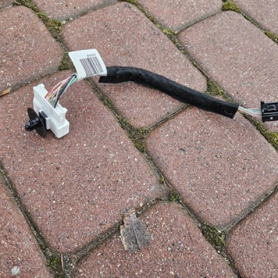 Instalacja wiązka klapy bagażnika przycisku Renault Zoe 240167879R