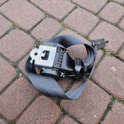 Pas bezpieczeństwa tył tyłny prawy kanapy Renault Zoe 888405717R