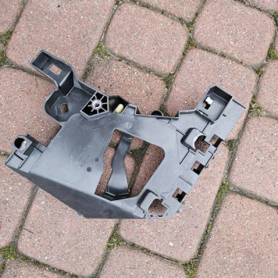 Uchwyt mocowanie wspornik komputera sterownika Renault Zoe 242968965R