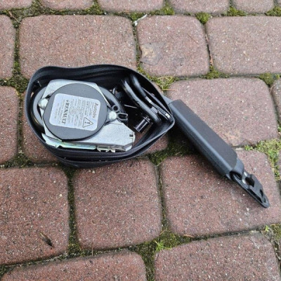 Pas bezpieczeństwa fotela kierowcy lewy pirotechni Renault Zoe 868852607R