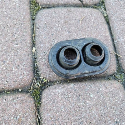 Guma osłona klimatyzacji chłodnicy Toyota Corolla E210 E21 87128-28010