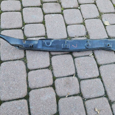 Wyciszenie wygłuszenie absorber błotnik Toyota Corolla E210 E21 53828-02250