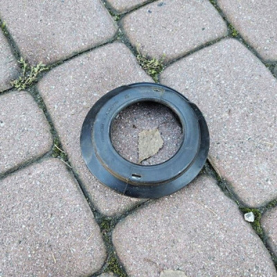 Guma osłona wlewu paliwa klapki Toyota Corolla E210 E21 77291-02260