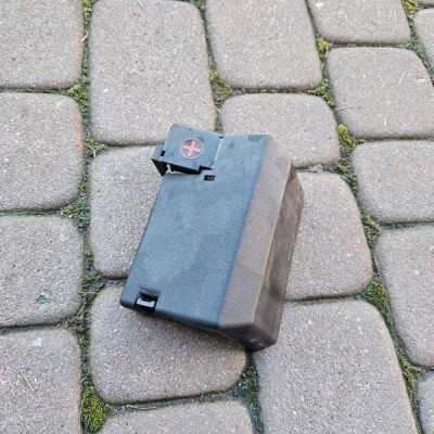 Obudowa osłona bezpieczników klemy Toyota Corolla E210 E21 82621-F4010