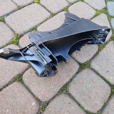 Uchwyt mocowanie modułu sterownika Toyota Corolla E210 E21 82877-F4010