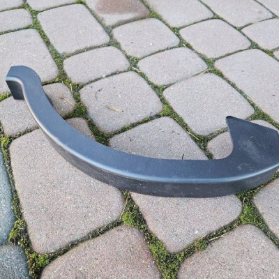 Obudowa osłona zawiasu lewy klapy Toyota Corolla E210 E21 64572-02040