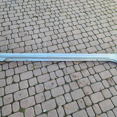 Obudowa osłona progu listwa progowa P Toyota Corolla E210 E21 75850-02230