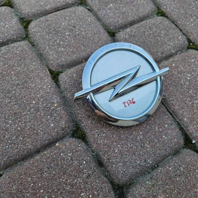 Przycisk przełącznik otwierania klapy bagażnika HB Z176 Opel Insignia B