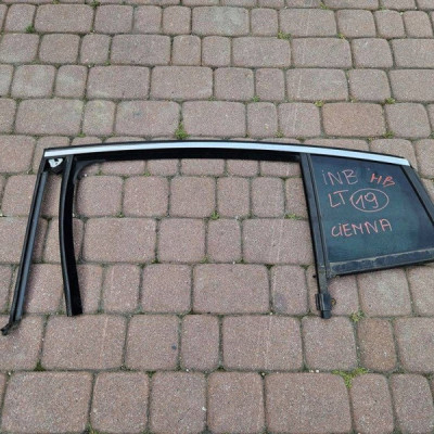 Szyba drzwi tył tylna lewa ciemna HB chrom 2019R Opel Insignia B