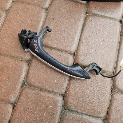 Klamka drzwi przód przednia PRAWA Z22X KEYLESS chrom Opel Insignia B