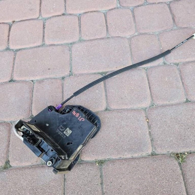 Zamek drzwi przód przedni lewy AM2 Astra K Opel Insignia B 13597528