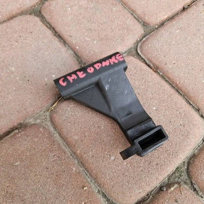 Uchwyt mocowanie chłodnic wspornik podpora Opel Insignia B