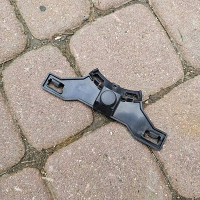 Zaślepka radaru kamery przedniej grilla zderzaka Opel Insignia B 39098959