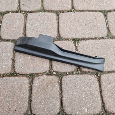 Obudowa osłona fotela szyby prawa BMW X1 F39 F45 F Toyota Supra A90 7314210