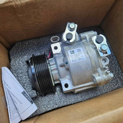 Sprężarka klimatyzacji kompresor 1.4T 1.4 Turbo Opel Mokka X 95528053